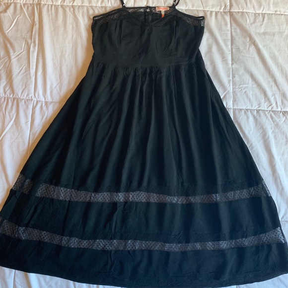 Black Cotton Party Dress with Lace Detail - Picture 1 of 5